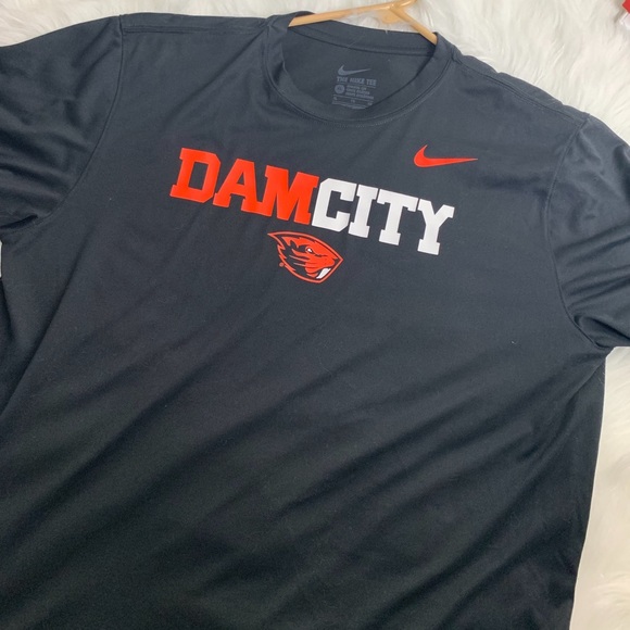 nike dri fit dam